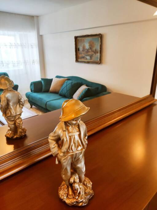 L'Imerald Ultra-Central Apartment-Artesian Fountains View Bukarest Kültér fotó